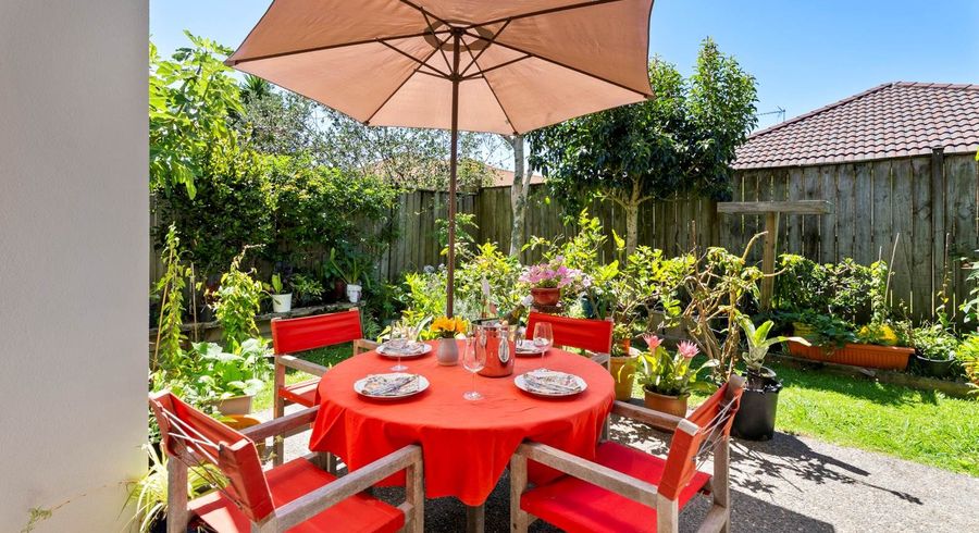  at 9 Lilybank Crescent, East Tamaki, Manukau City, Auckland