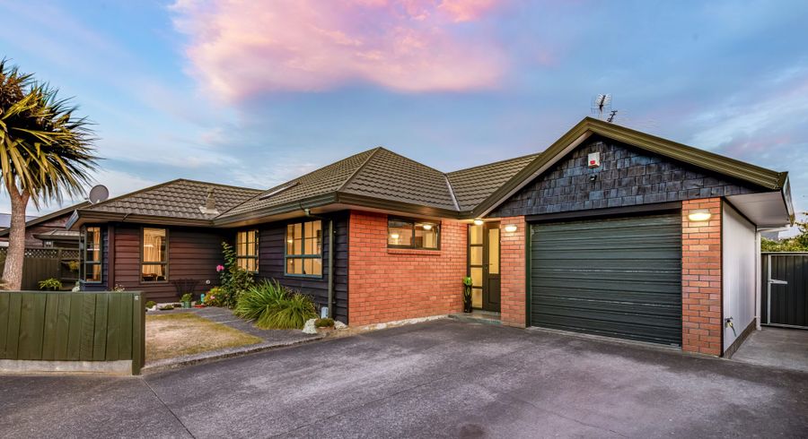  at 2/45 Brunswick ST, Hutt Central, Lower Hutt