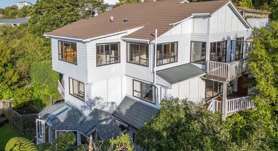  at 10 Kate Way, Karori, Wellington, Wellington