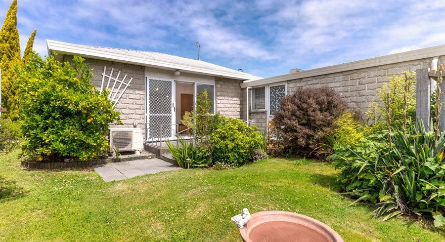  at 2/437 Main South Road, Hornby, Christchurch
