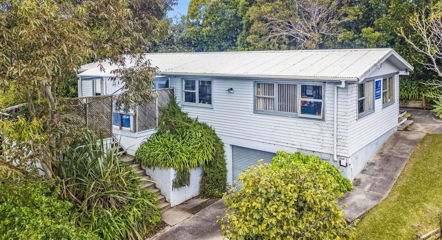  at 32  Waiora Road, Stanmore Bay, Rodney, Auckland