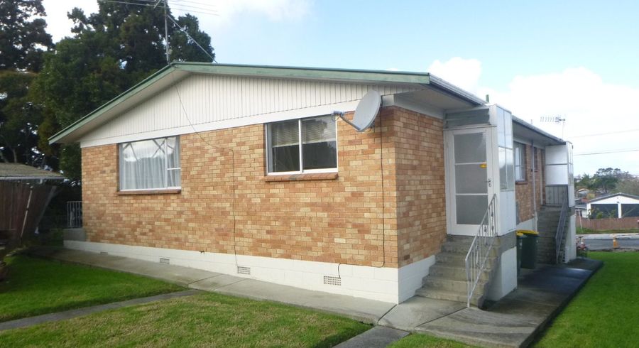  at 62b Tiroroa Avenue, Te Atatu South, Waitakere City, Auckland
