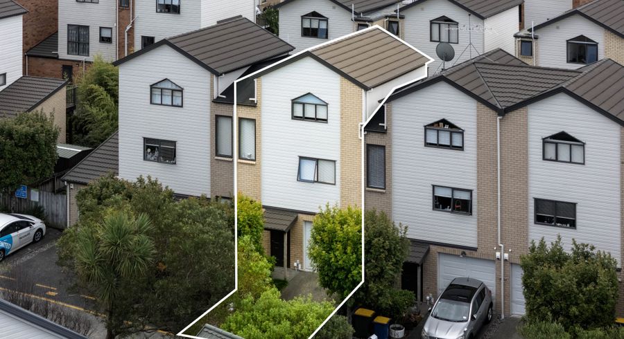  at 6/172 Mcleod Road, Te Atatu South, Waitakere City, Auckland