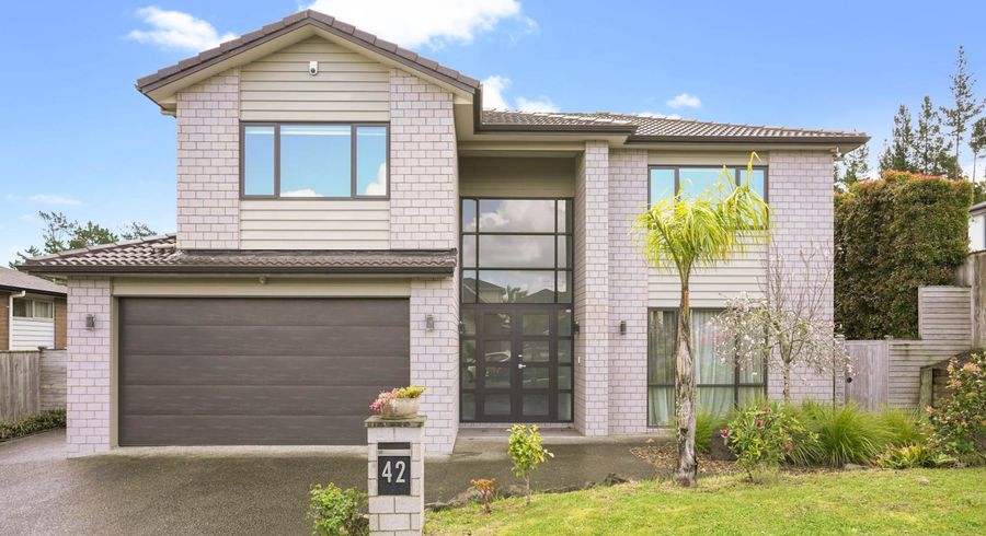 at 42 Harrowglen Drive, Northcross, Auckland
