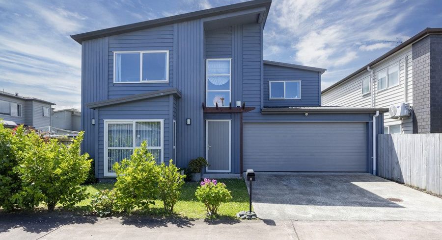  at 8 Karetai Crescent, Favona, Auckland