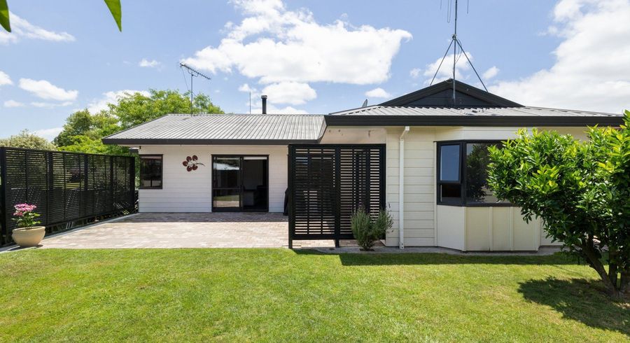  at 70 Splitt Avenue, Glenview, Hamilton