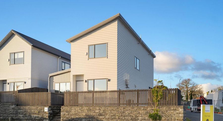  at 3 Farranfore Road, Opaheke, Papakura, Auckland