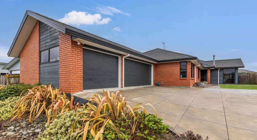  at 15 Trump Place, Kelvin Grove, Palmerston North, Manawatu / Whanganui