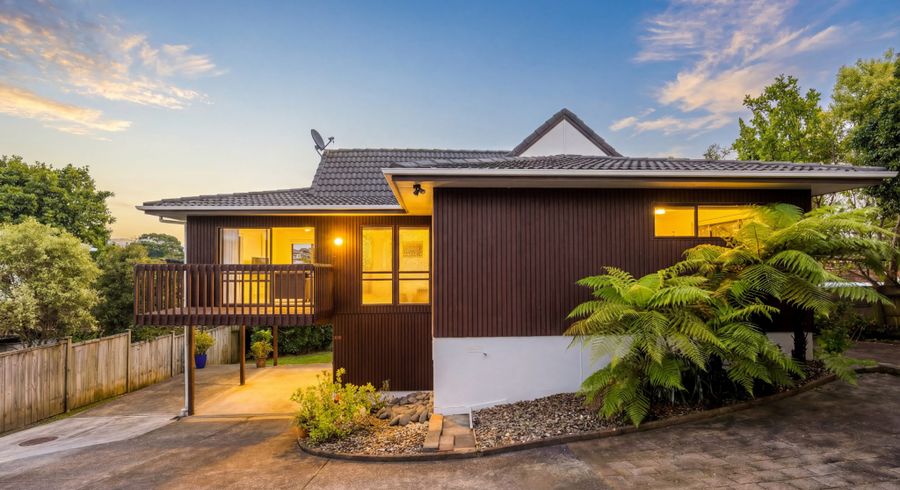  at 2/70 Stanaway Street, Hillcrest, North Shore City, Auckland