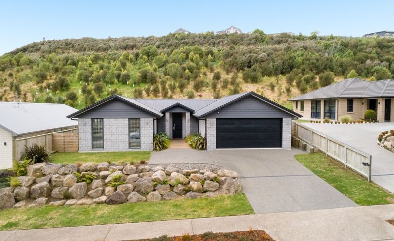  at 291 Lakes Boulevard, Pyes Pa, Tauranga