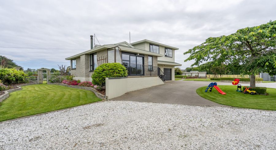  at 141 Steel Road, Lorneville, Invercargill