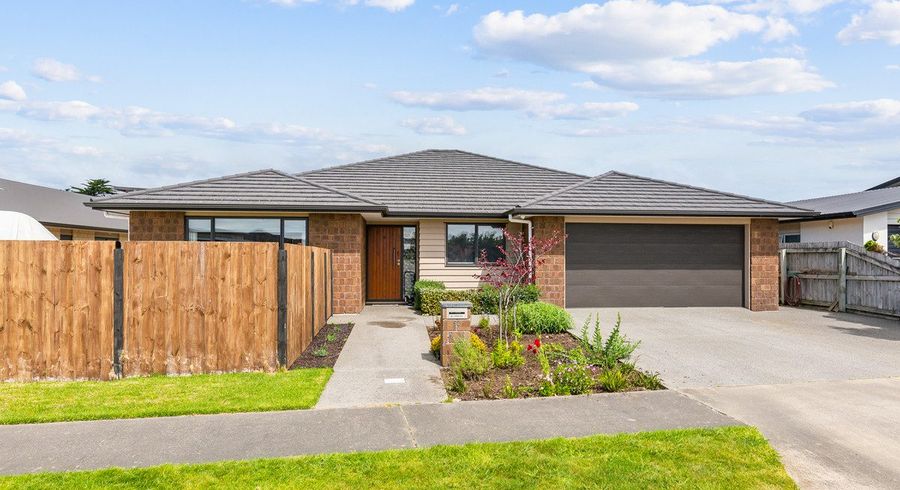 at 92 The Drive, Paraparaumu Beach, Paraparaumu