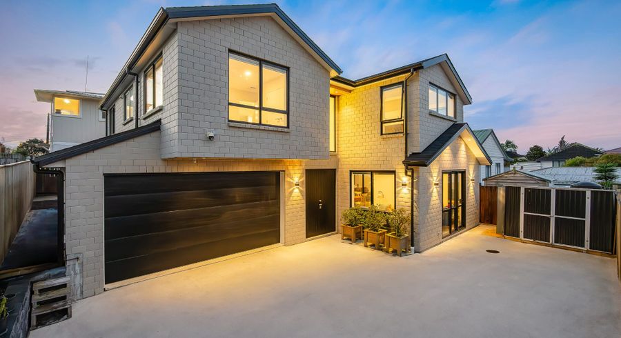  at 42A Kelwyn Road, Kelston, Auckland