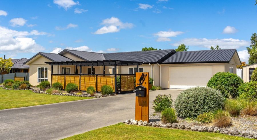  at 2 Daffodil Grove, Carterton, Carterton