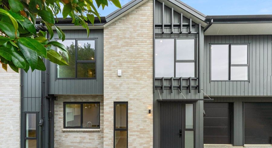  at 2D Coronation Street, Belmont, North Shore City, Auckland