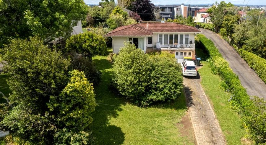 at 8 Pukerangi Crescent, Ellerslie, Auckland