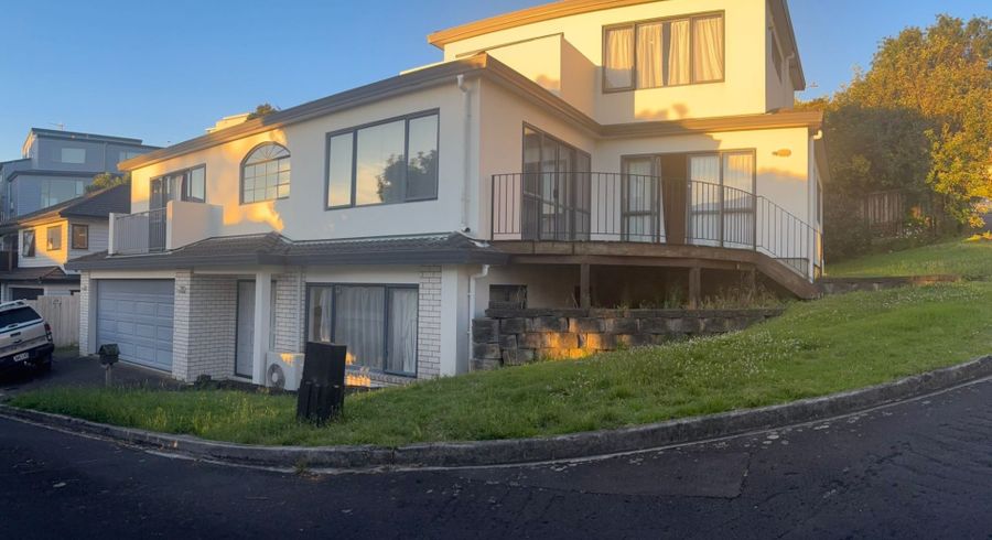  at 27 Mariners View Road, Beach Haven, North Shore City, Auckland