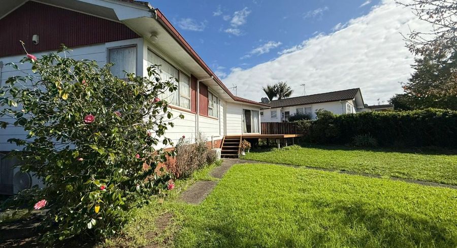  at 5 Chesley Place, Half Moon Bay, Auckland