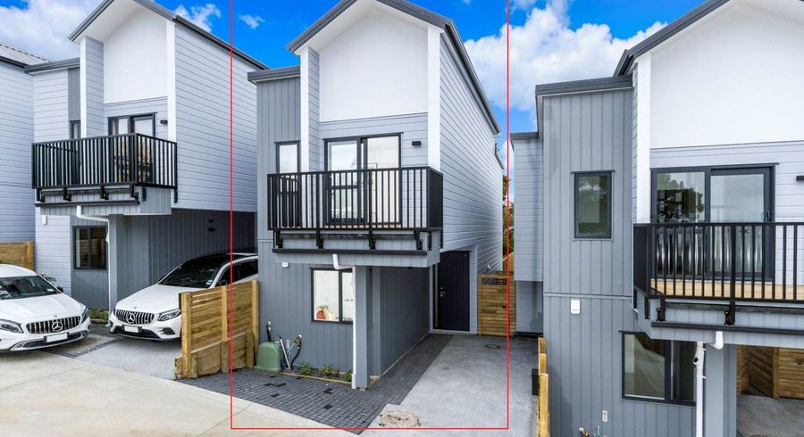  at 11C Elizabeth Drive, West Harbour, Waitakere City, Auckland