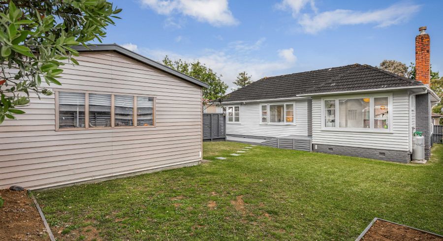  at 51 Matipo Road, Te Atatu Peninsula, Waitakere