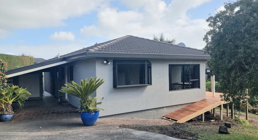 at 1/7 Waterford Way, Beachlands, Auckland