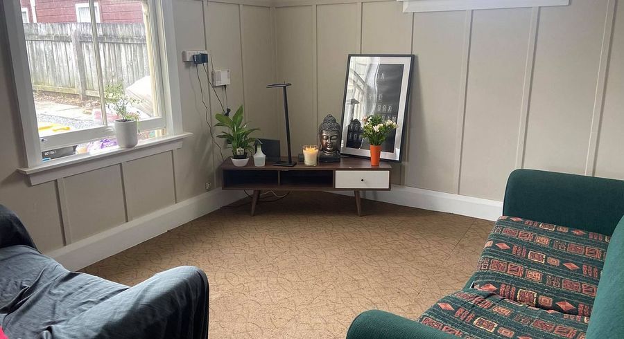  at 74 Kilbirnie Crescent, Kilbirnie, Wellington