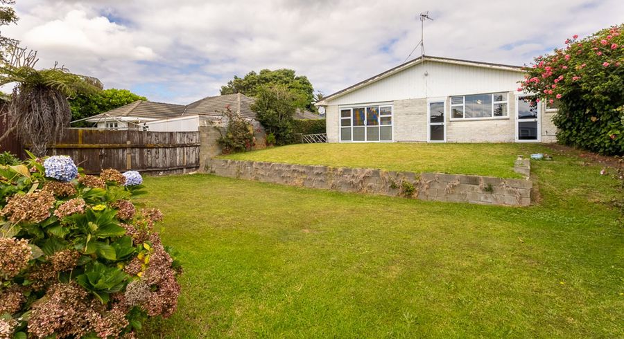  at 5 Middleton Road, Paraparaumu Beach, Paraparaumu