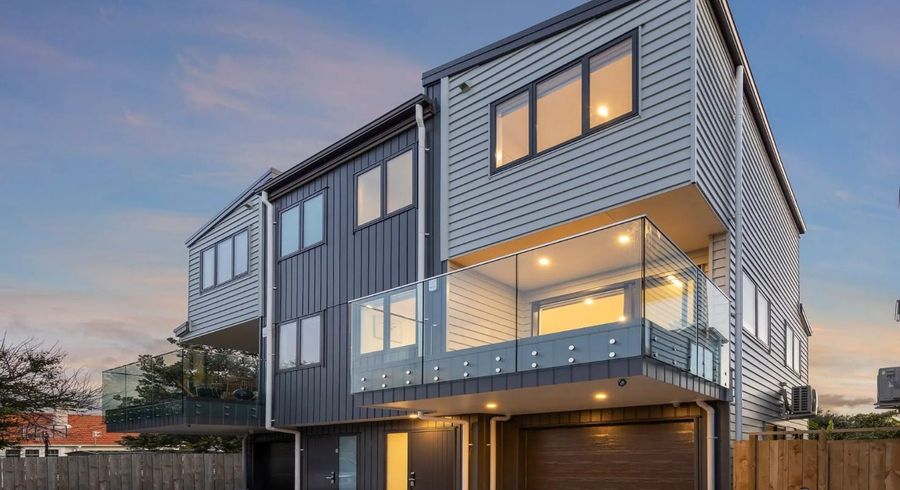  at 10E Erima Avenue, Point England, Auckland City, Auckland