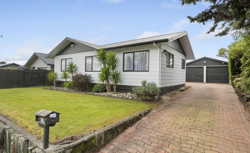  at 23 Peter Hall Drive, Kelvin Grove, Palmerston North