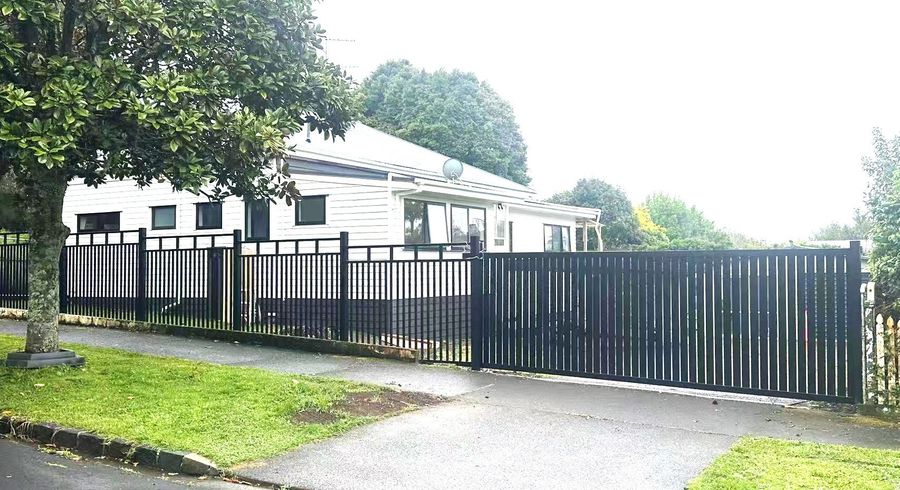  at 15 Bowling ave, Epsom, Auckland City, Auckland