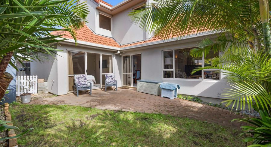  at 1/8 Fenwick Avenue, Milford, North Shore City, Auckland