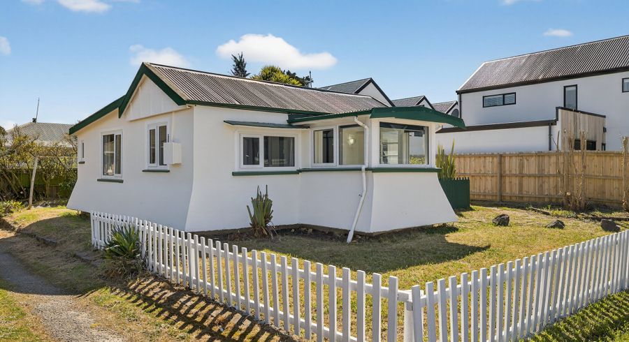  at 8 Rawhiti Avenue, New Brighton, Christchurch
