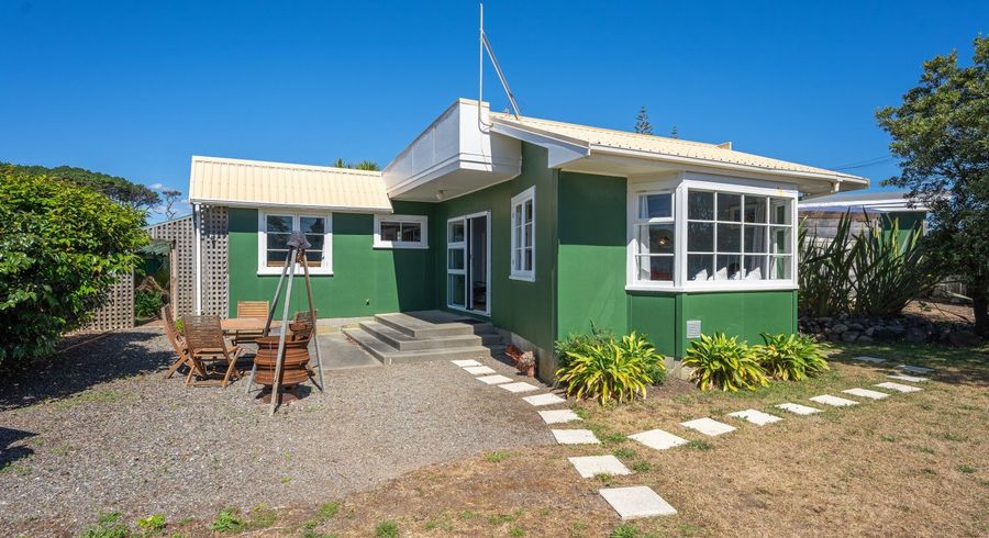  at 6 Rangiuru Road, Otaki Beach, Otaki