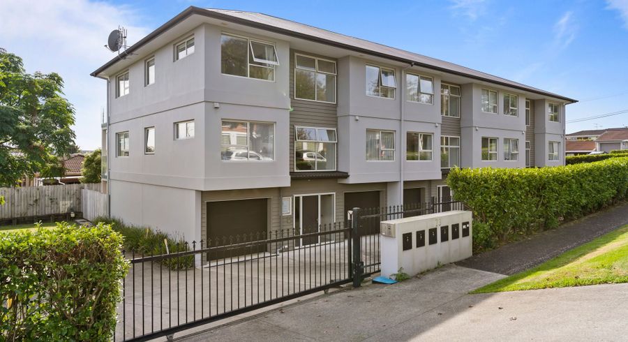  at 2/23 Wellington Street, Papakura, Papakura, Auckland