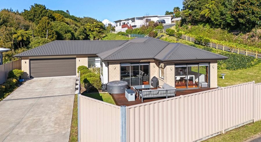  at 4 Fern Lane, Whalers Gate, New Plymouth, Taranaki