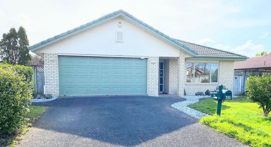  at 15 Checkerberry Court, Henderson, Waitakere City, Auckland