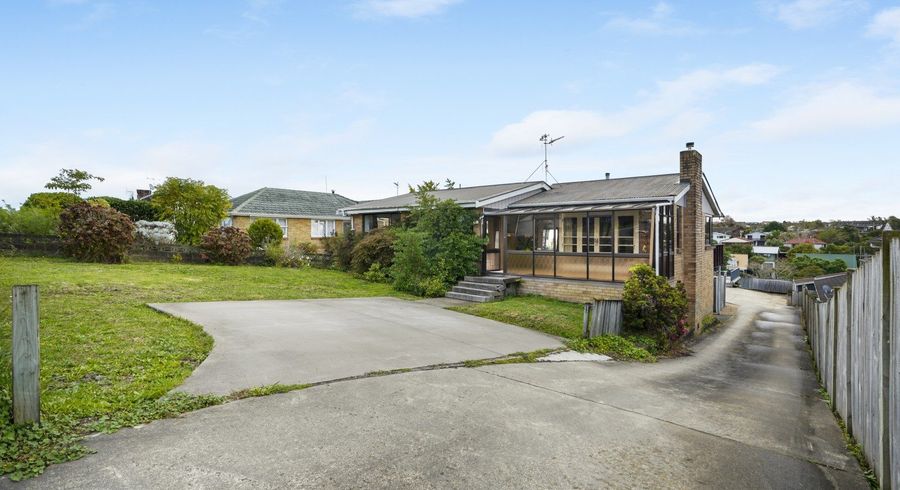  at 11 Thomson Avenue, Dinsdale, Hamilton, Waikato