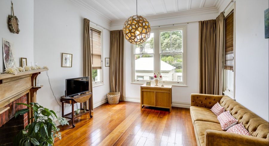 at 2 Cameron Road, Bluff Hill, Napier