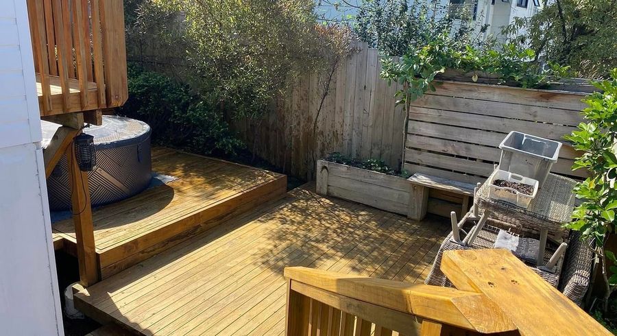  at 18B Lavery Place, Sunnynook, North Shore City, Auckland