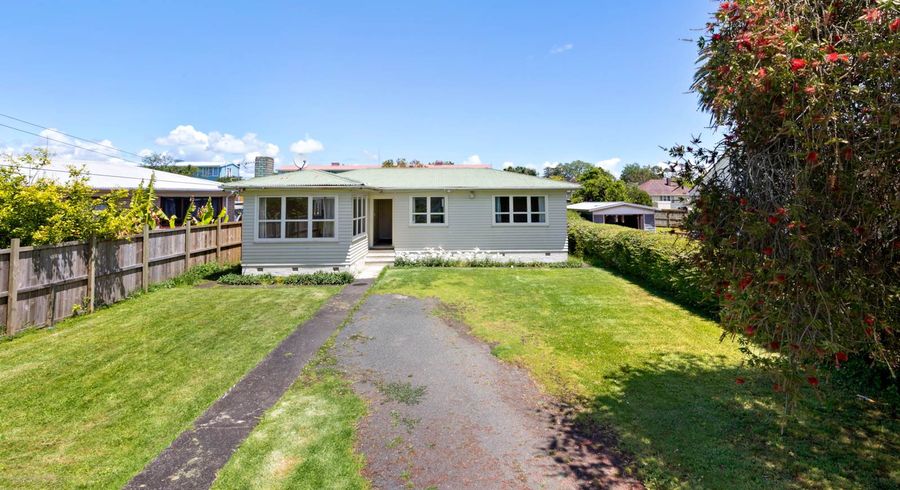  at 14 Laxon Avenue, Otara, Auckland