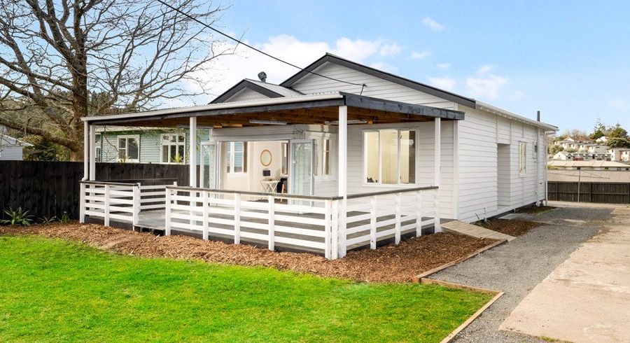  at 20 Woodglen Road, Glen Eden, Auckland