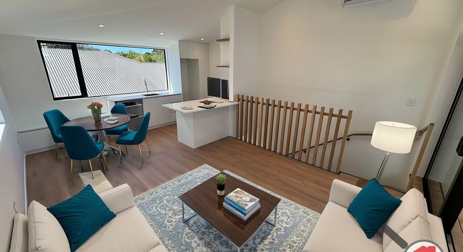  at 7b Manor Place, Point Chevalier, Auckland City, Auckland