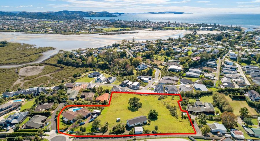  at 77 & 86 Matija Place, Red Beach, Rodney, Auckland