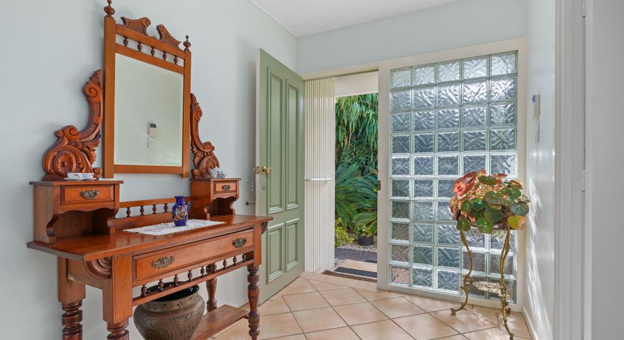  at 7 McDowell Crescent, Hillcrest, Auckland