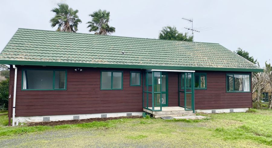  at 1564 Dairy Flat Highway, Albany