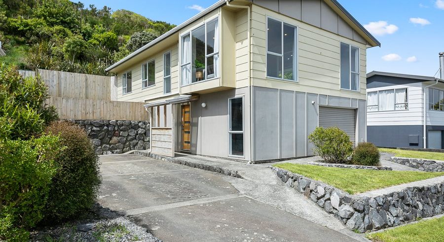  at 16 Kaitangata Crescent, Kelson, Lower Hutt