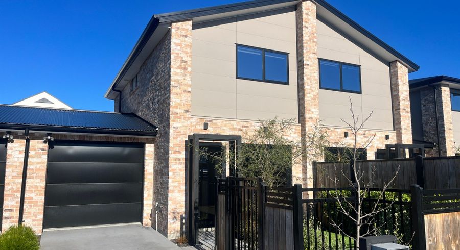  at 4 Mohua Lane, Upper Riccarton, Christchurch City, Canterbury