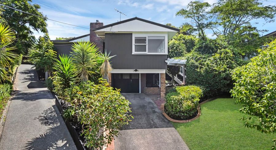  at 1/7 Jutland Street, Mairangi Bay, North Shore City, Auckland