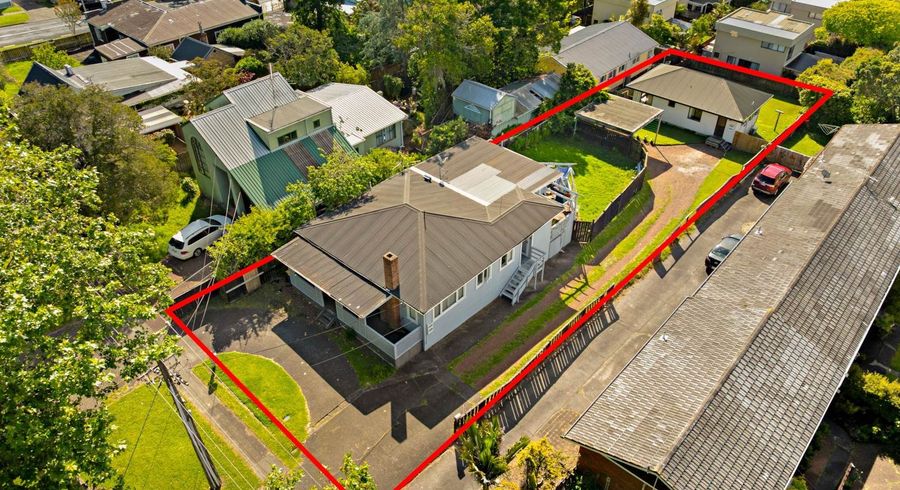  at 21 Seabrook Avenue, New Lynn, Waitakere City, Auckland