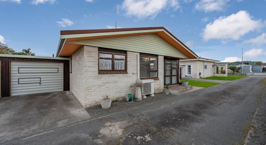  at 2/4 King Street, Taradale, Napier, Hawke's Bay
